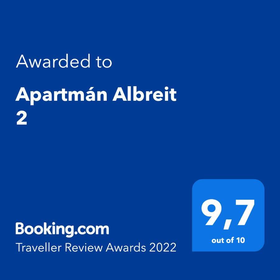 Apartman Albreit 1 亚希莫夫 外观 照片