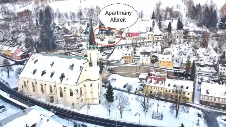 Apartman Albreit 1 亚希莫夫 外观 照片